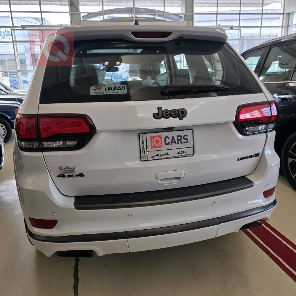 جيب جراند شيروكي